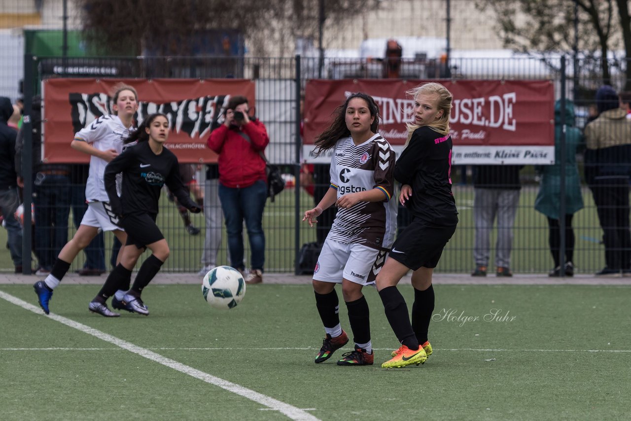 Bild 119 - B-Juniorinnen St.Pauli - C-Juniorinnen SV Steinhorst : Ergebnis: 1:2